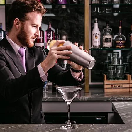 The On The * Гленриддинг